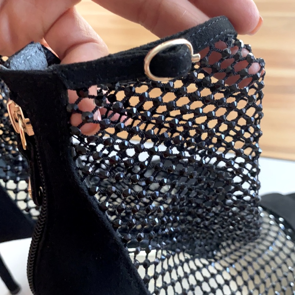 ✨ GUESS black high heels rhinestone shoes - Picture 11 of 14